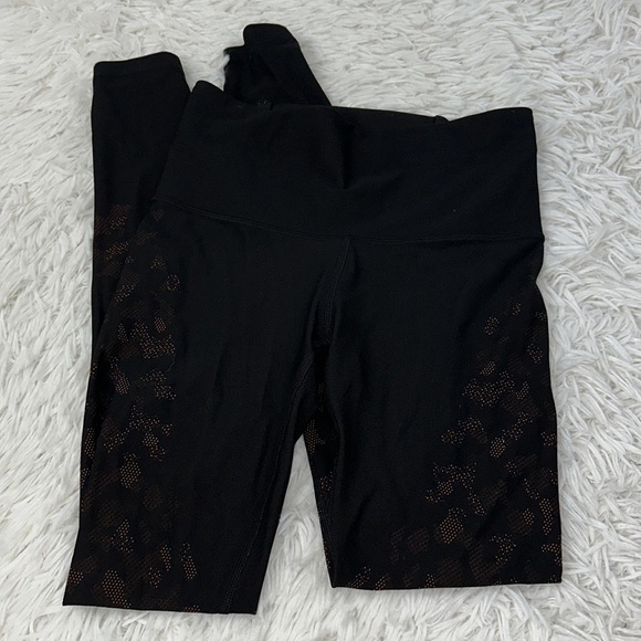 Lululemon Mapped Out High Rise Tight 28" *Camo Black / Brick - Picture 1 of 5